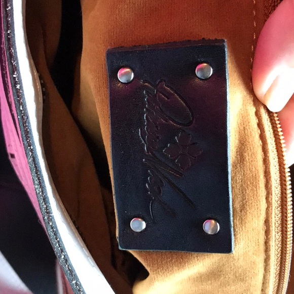 Patricia Nash leather purse - Picture 6 of 13